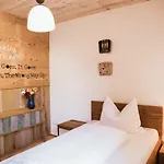 Der Baum Hideaway * Inzersdorf im Kremstal
