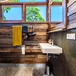 Der Baum Hideaway Apartment Inzersdorf im Kremstal