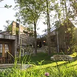 Der Baum Hideaway Apartment Inzersdorf im Kremstal