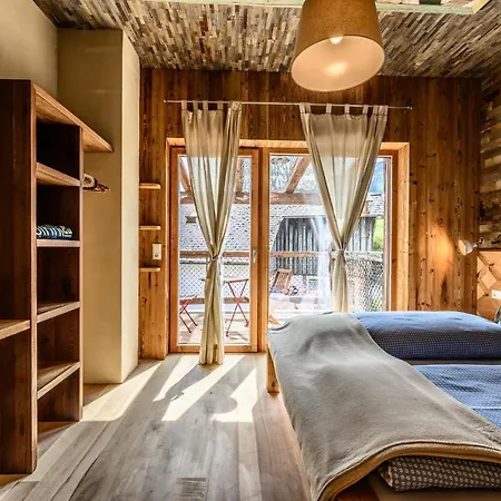 Apartmán Der Baum Hideaway