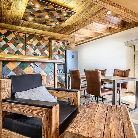 Der Baum Hideaway