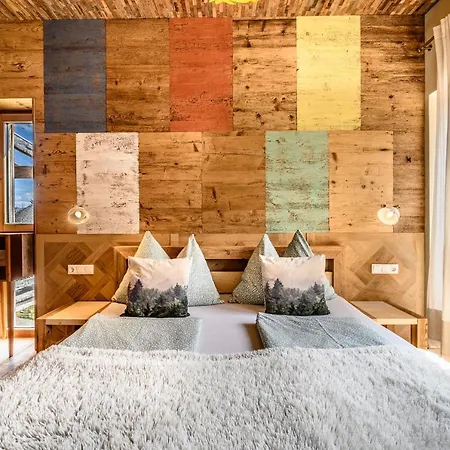 Der Baum Hideaway Apartamento Inzersdorf im Kremstal