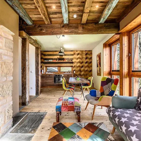Der Baum Hideaway