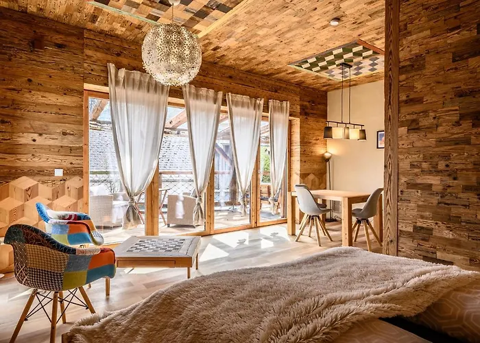 Der Baum Hideaway Appartement Inzersdorf im Kremstal