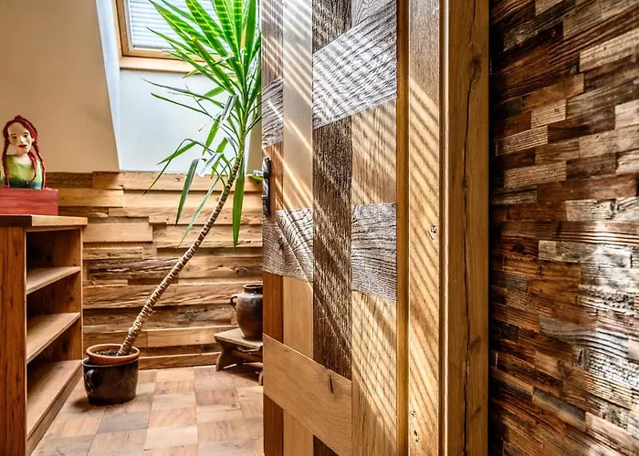 Der Baum Hideaway Appartement Inzersdorf im Kremstal