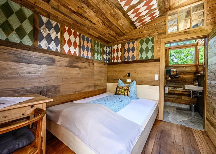 Appartement Der Baum Hideaway